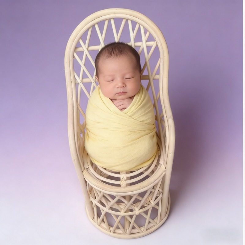 Handmade Vintage Rattan Chair  - Photography Gear recension och pris