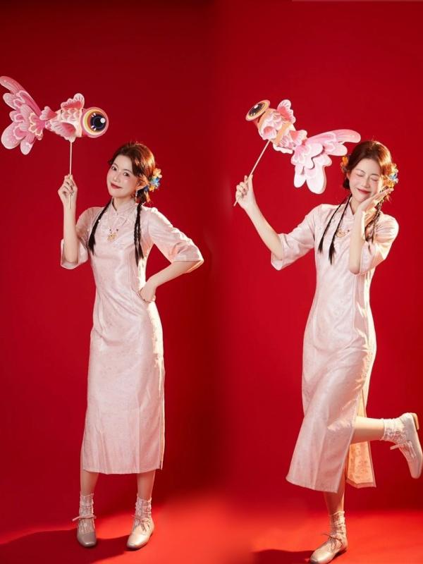 2025 New Vintage Chinese  Stud - Photography Of The Year 2025 recension och pris